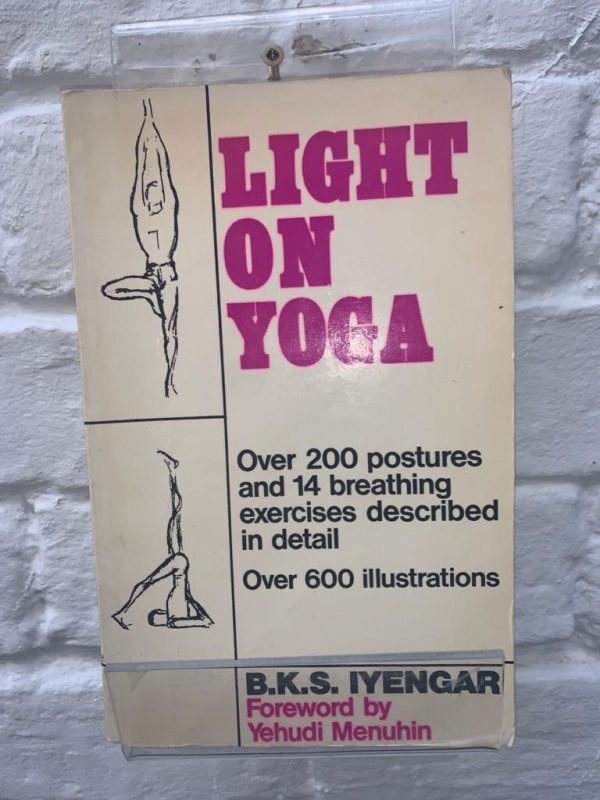 Light on Yoga 1970's Hardback